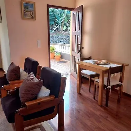 Casa Afonso A Getaway * Arco da Calheta (Madeira)